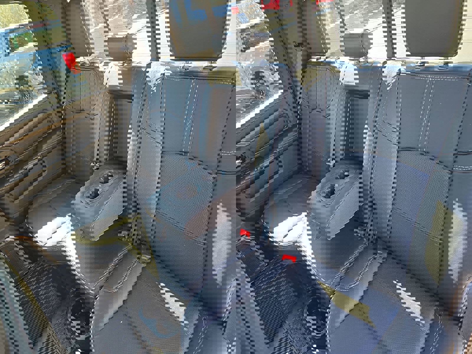 Used 2024 RAM 2500 Limited image 15