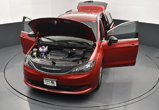 New 2026 Chrysler Voyager LX FWD image 26
