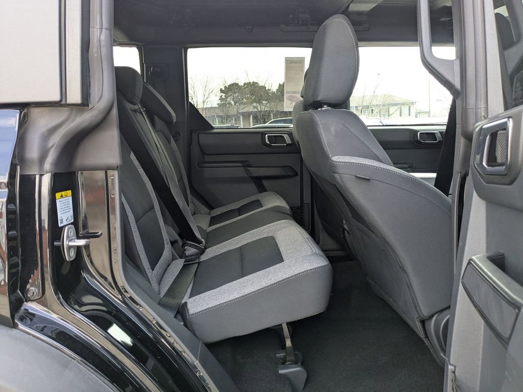 Used 2025 Ford Bronco Big Bend image 31