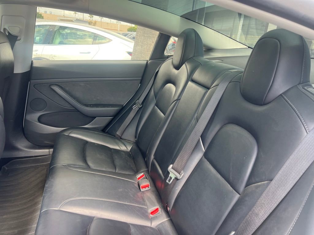 Used 2023 Tesla Model 3 Standard Range image 35