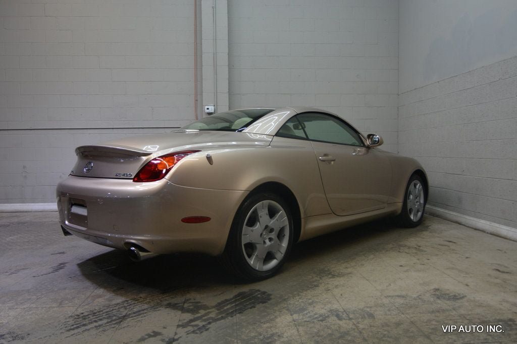 Used 2004 Lexus SC 430 Convertible RWD image 11