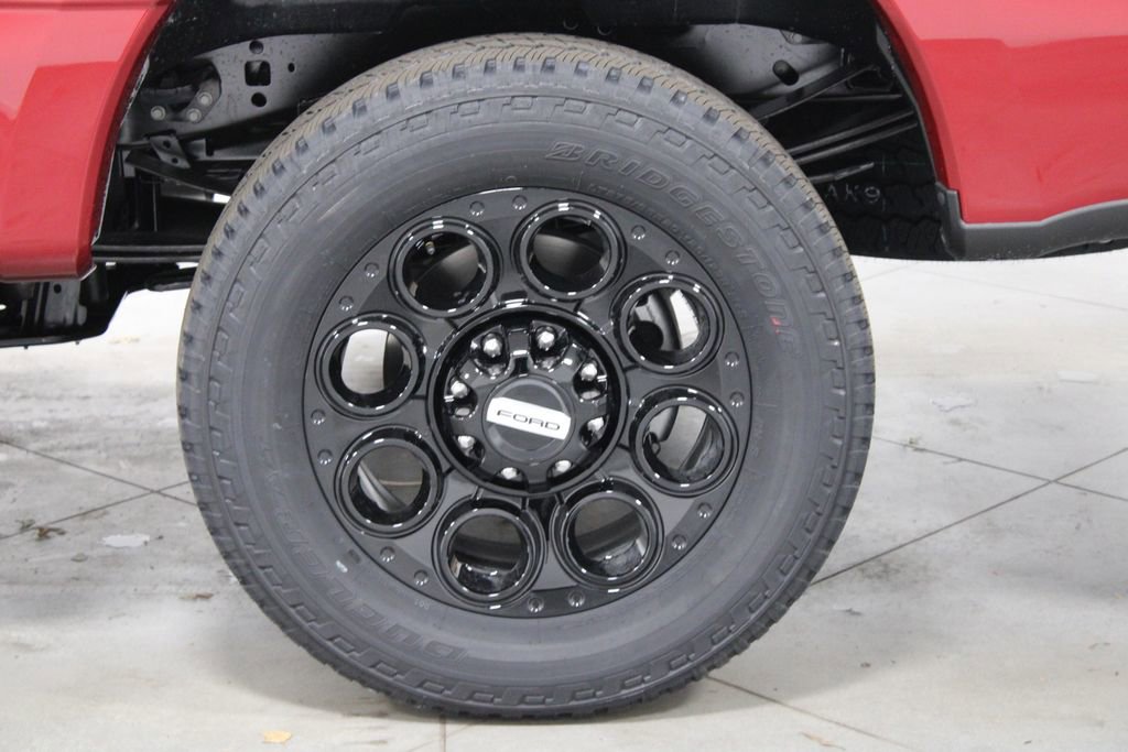 New 2026 Ford F250 Lariat w/ Black Appearance Package image 18