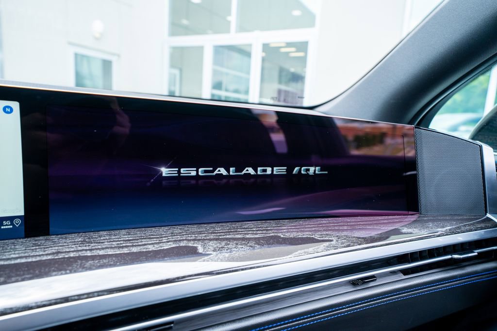 Used 2026 Cadillac Escalade IQL Sport 1 AWD/4WD image 47