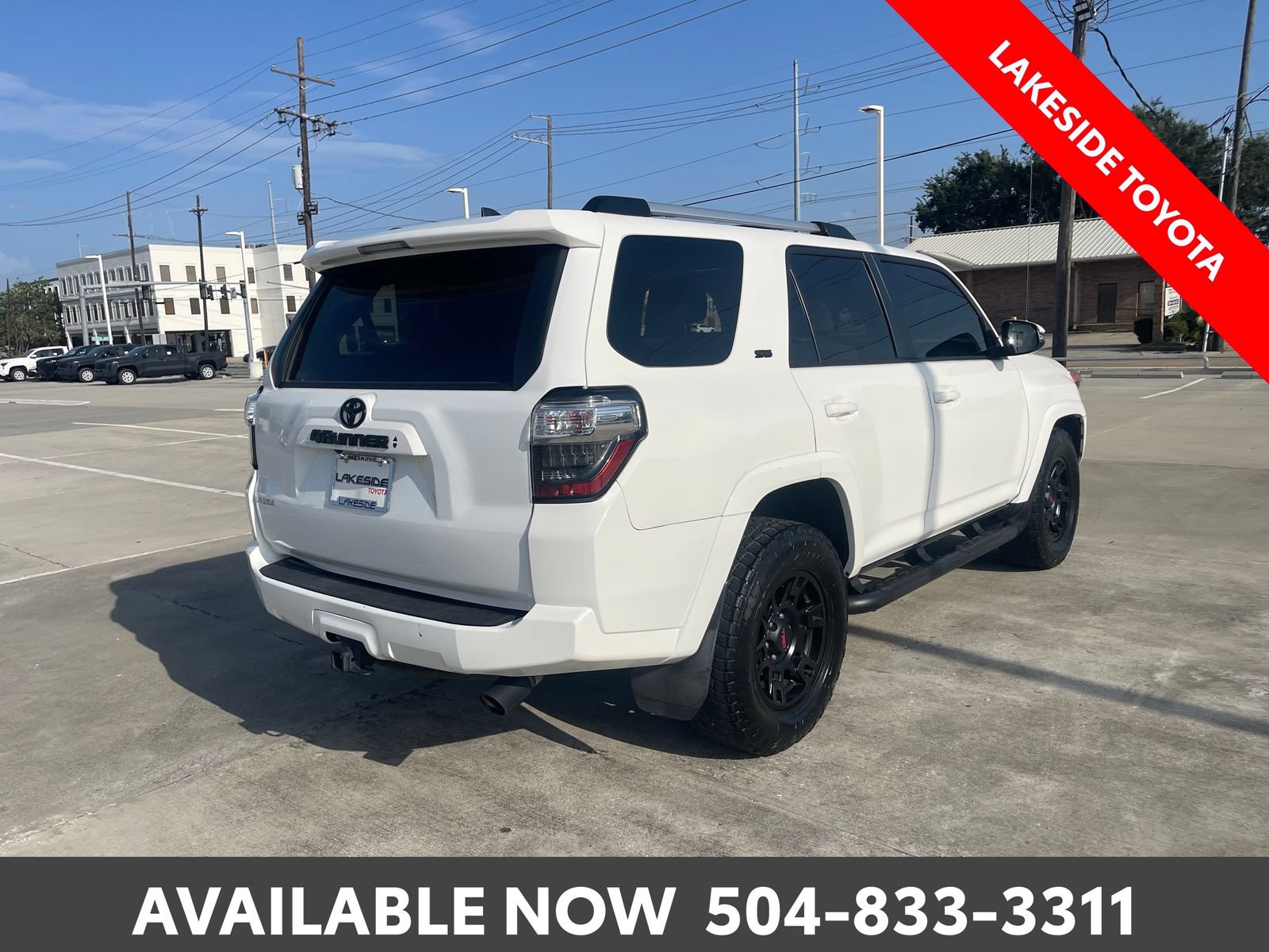 Used 2021 Toyota 4Runner SR5 Premium w/ Moonroof Package RWD image 5