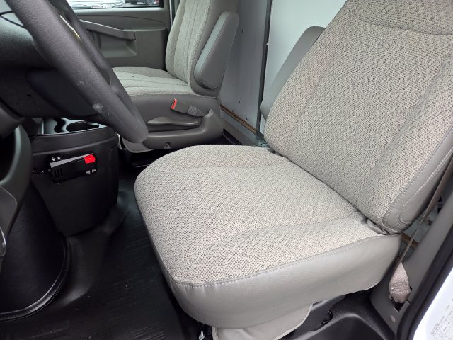 New 2026 Chevrolet Express 3500 w/ Power Convenience Package RWD image 30