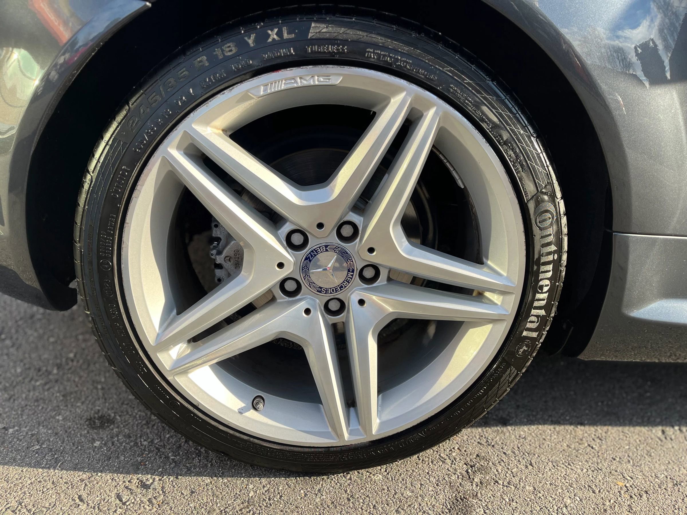 Used 2011 Mercedes-Benz SLK 350 image 27