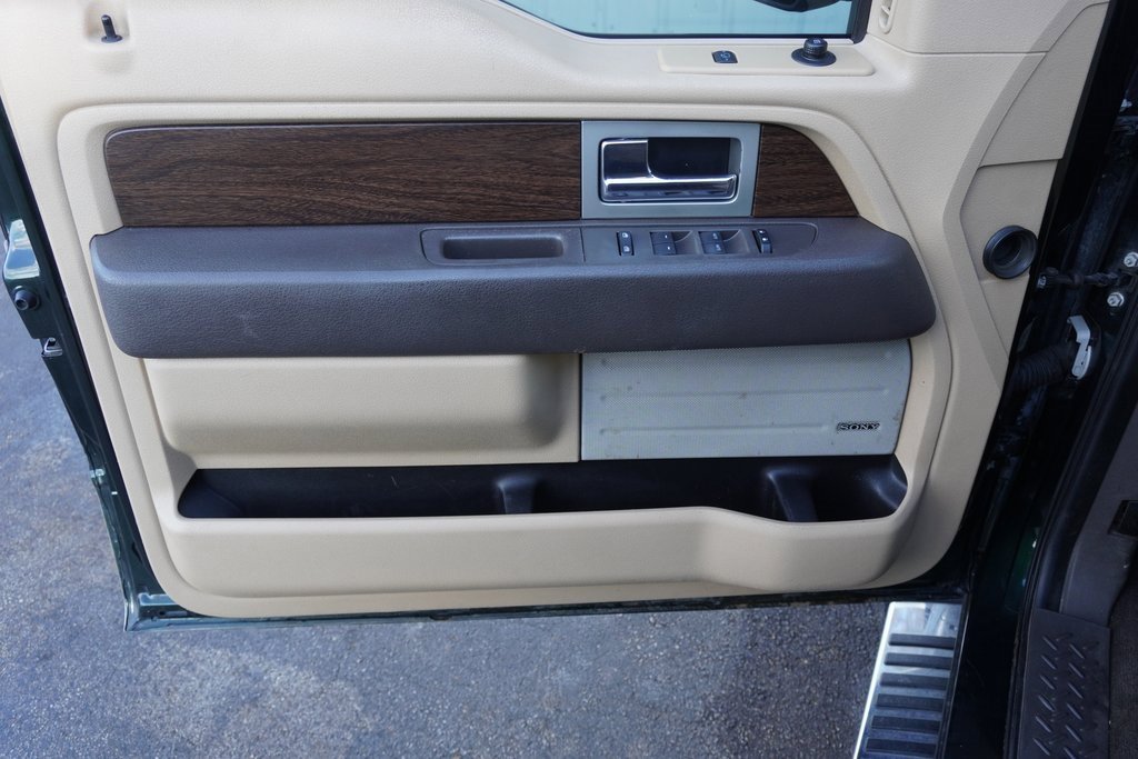 Used 2014 Ford F150 Lariat w/ Equipment Group 502A Luxury image 8