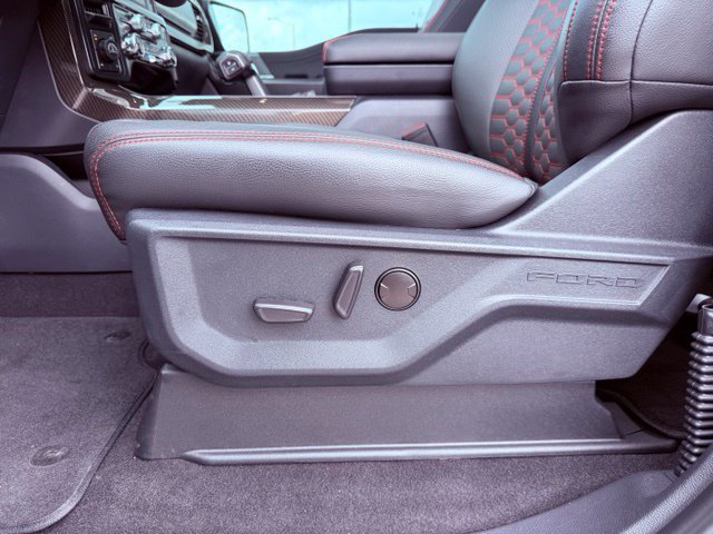 Used 2025 Ford F150 Lariat AWD/4WD image 11