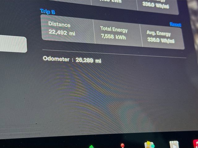 Used 2023 Tesla Model X image 11