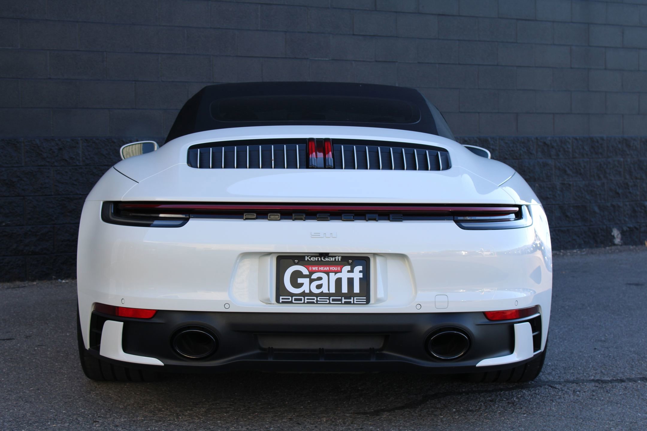 Used 2024 Porsche 911 Carrera image 10