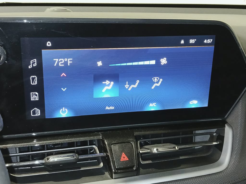 Used 2024 Chevrolet TrailBlazer LT w/ Convenience Package FWD image 22