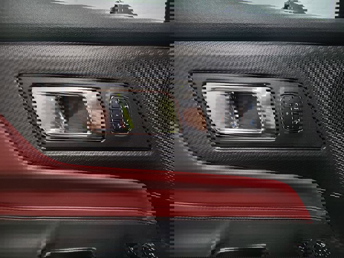 Used 2025 Ford Mustang GT Premium w/ GT Performance Package image 27