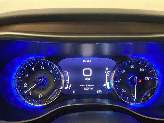 Used 2018 Chrysler Pacifica Touring-L Plus w/ Advanced Safetytec Group image 10