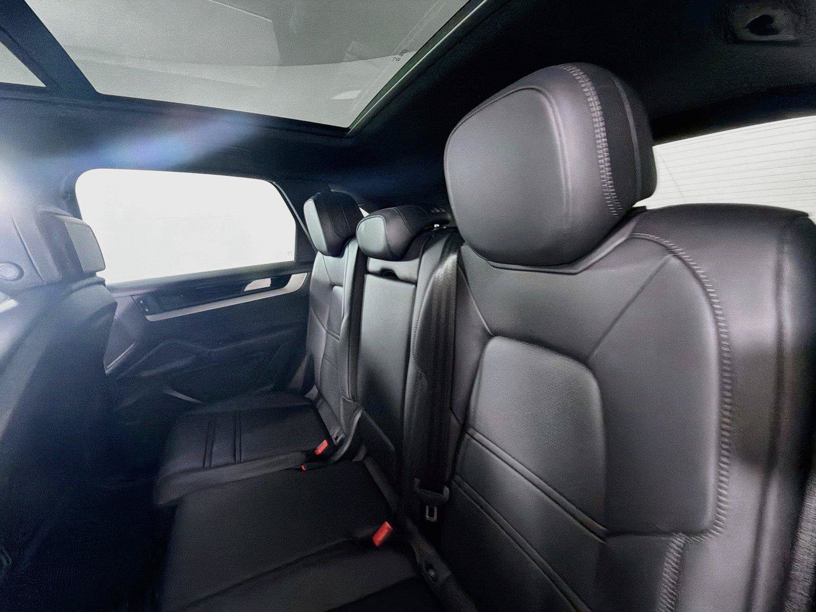 Certified 2026 Porsche Cayenne AWD/4WD image 26