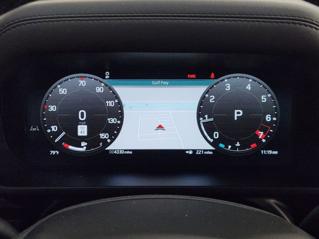 Used 2025 Land Rover Defender 110 S image 16