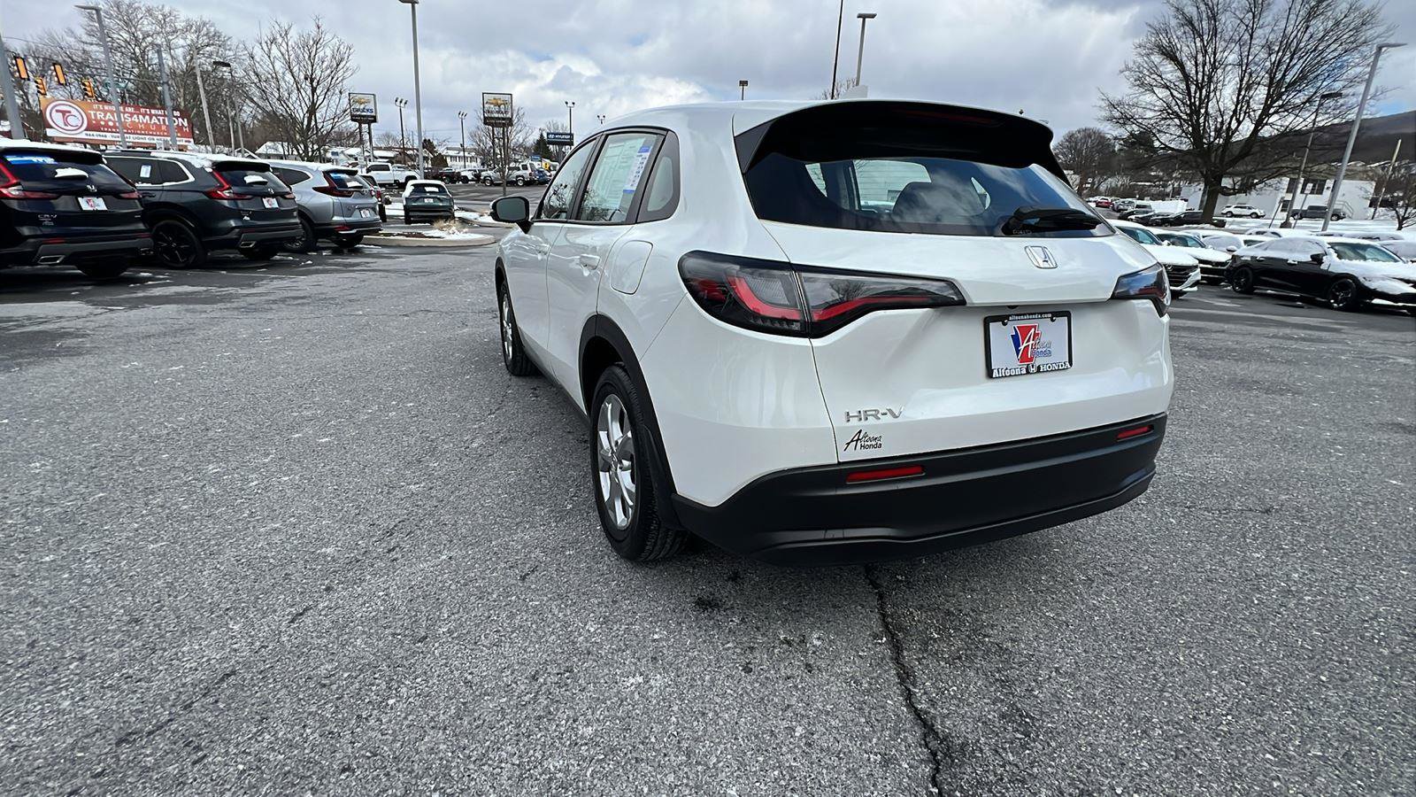 Certified 2025 Honda HR-V LX image 6