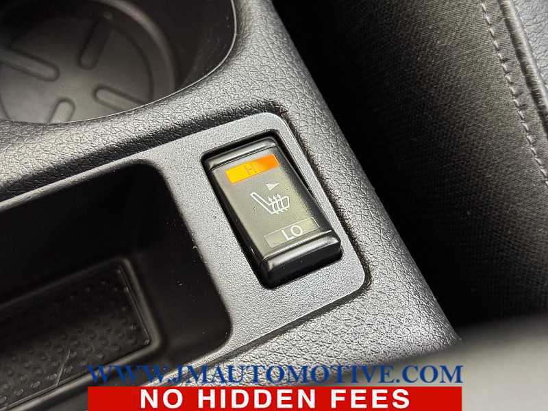 Used 2020 Nissan Rogue Sport SL AWD/4WD image 38