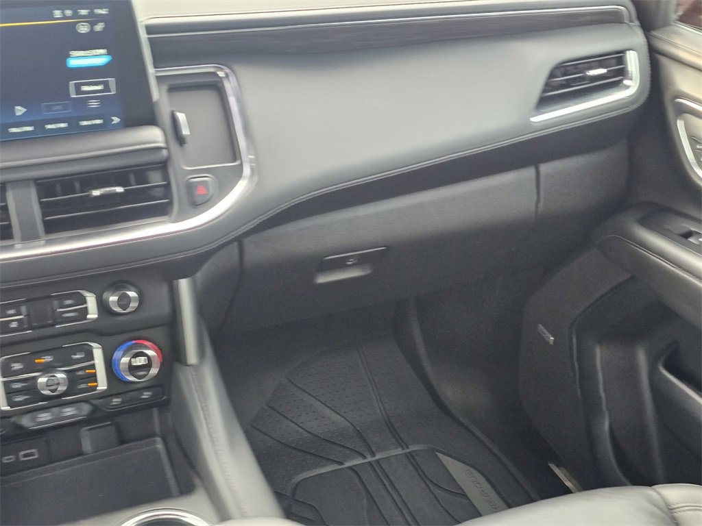 Used 2024 Chevrolet Tahoe Z71 w/ Luxury Package image 20