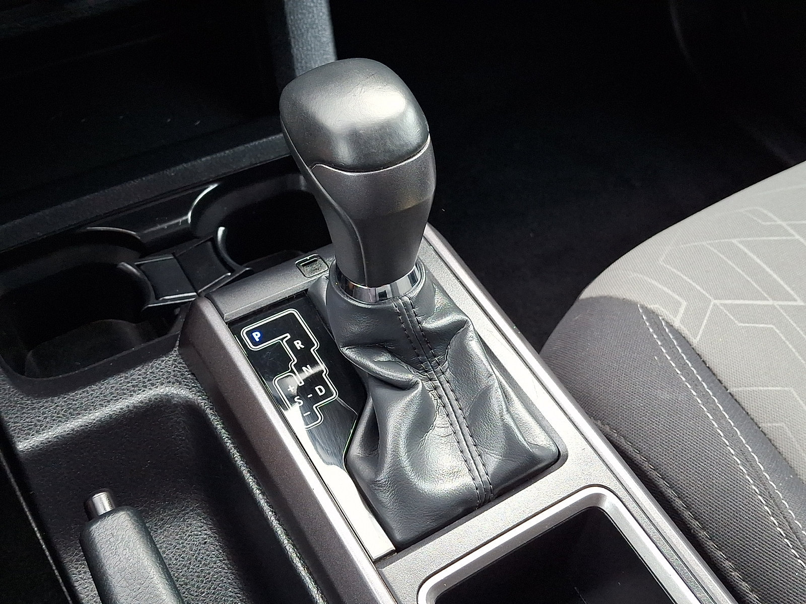 Used 2023 Toyota Tacoma TRD Off-Road w/ Technology Package AWD/4WD image 14
