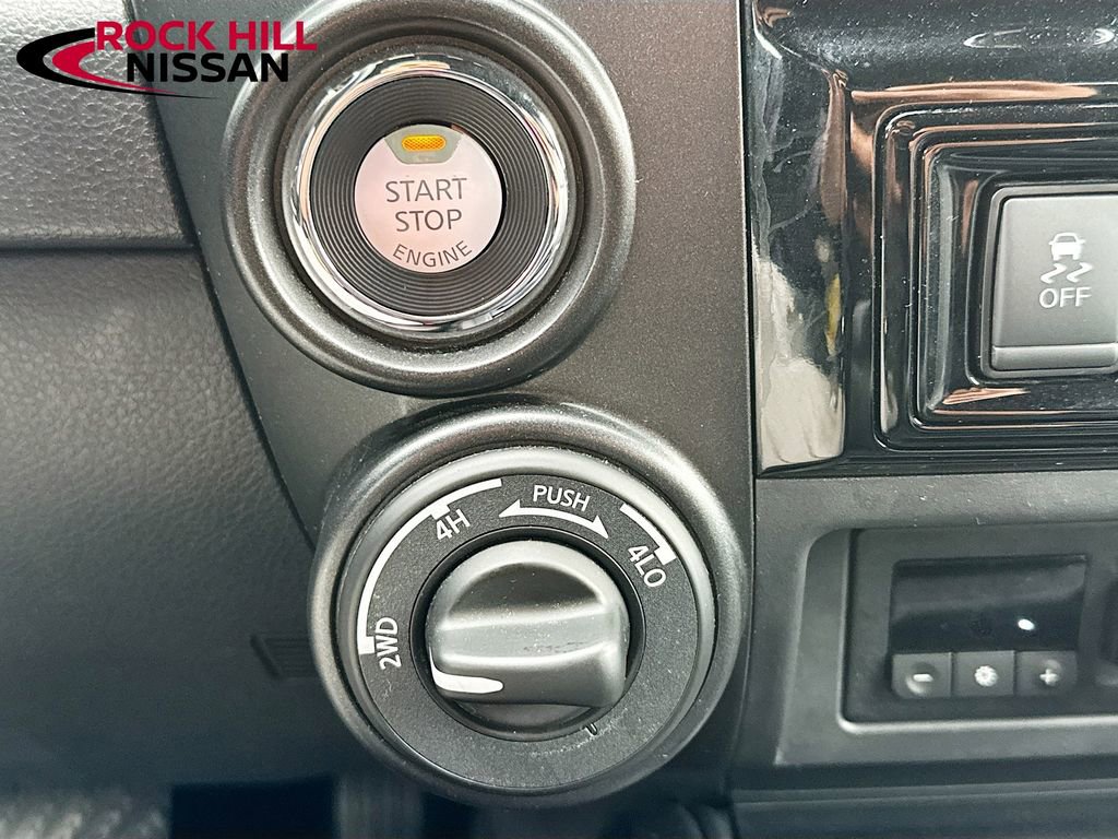 Used 2021 Nissan Titan PRO-4X w/ Pro-4x Convenience Package image 21