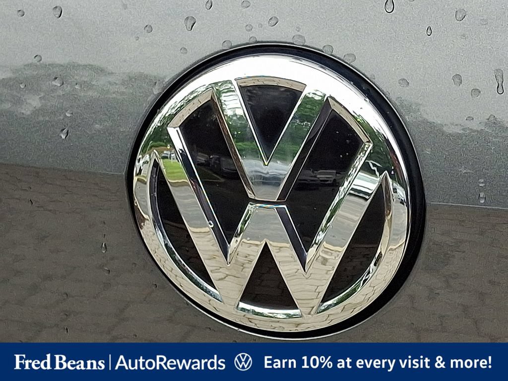 Used 2018 Volkswagen Golf R 4-Door AWD/4WD image 35