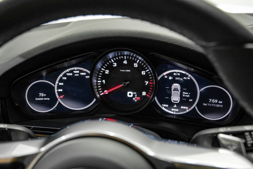 Used 2023 Porsche Cayenne image 18