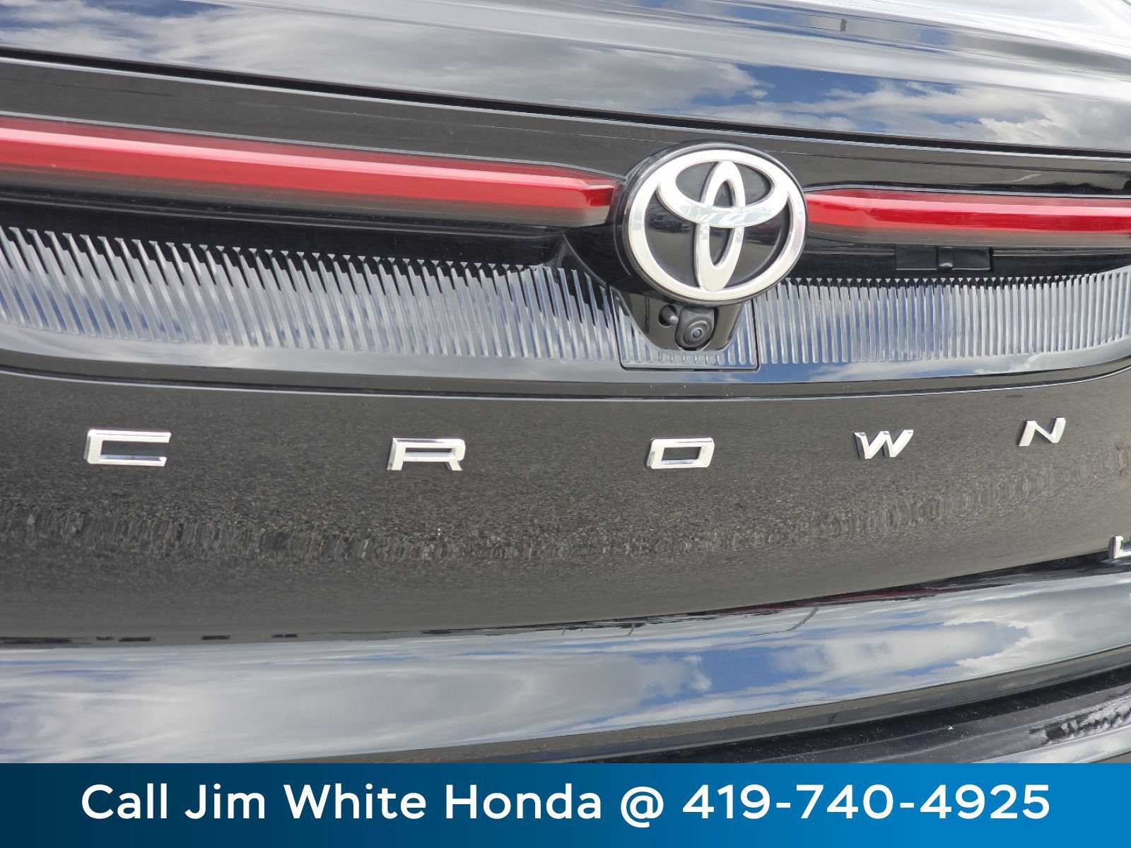 Used 2024 Toyota Crown AWD/4WD image 21