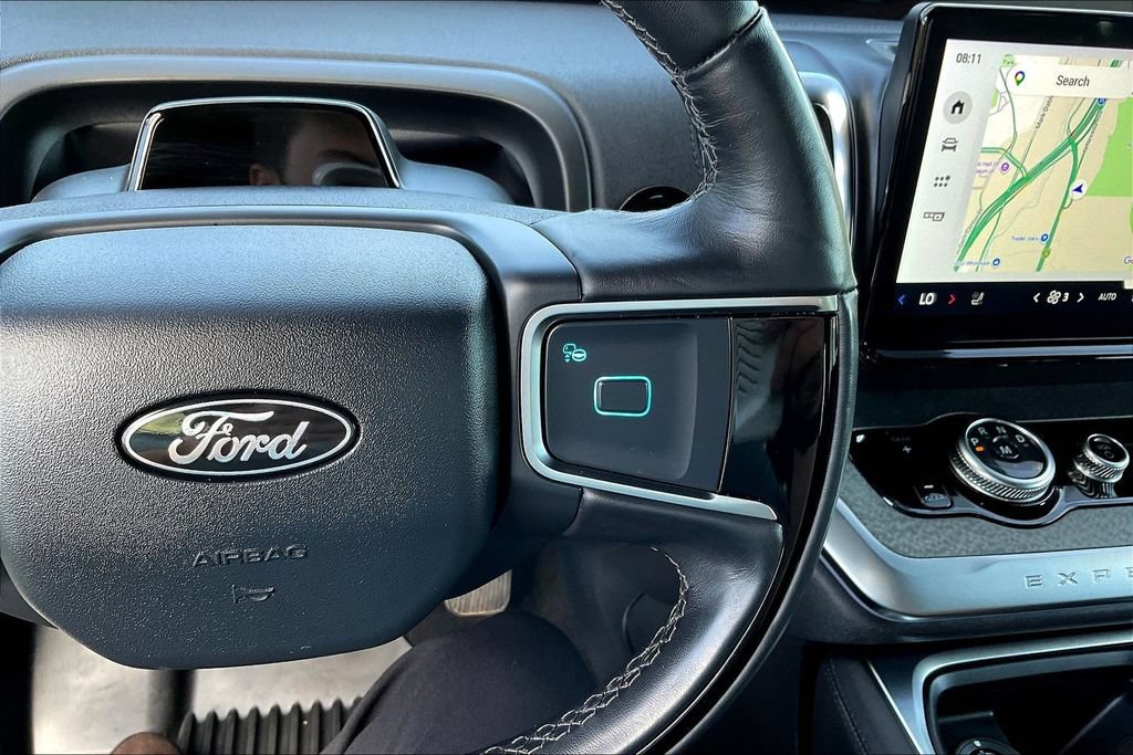 Used 2025 Ford Expedition Tremor AWD/4WD image 12