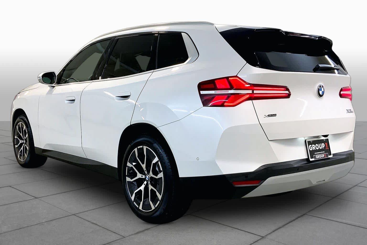 Used 2025 BMW X3 xDrive30i w/ Premium Package AWD/4WD image 11