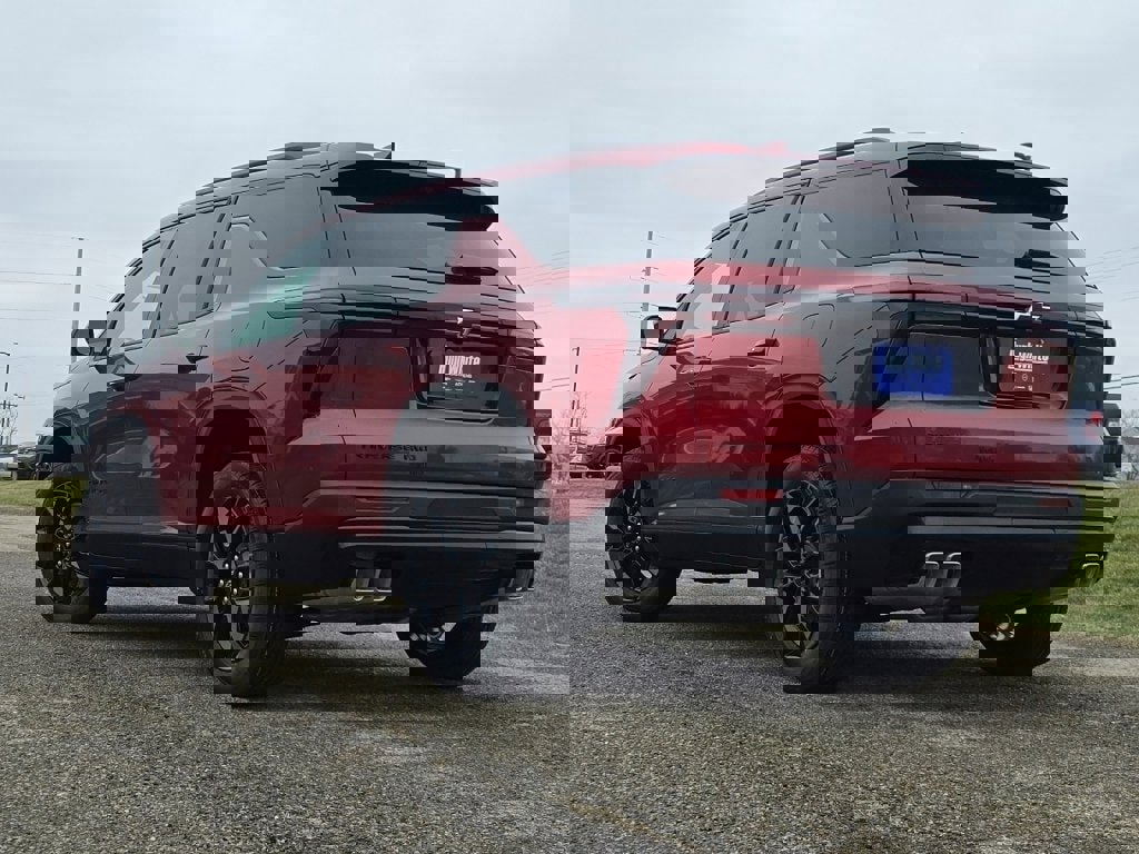 New 2026 Chevrolet Traverse LT w/ Midnight/Sport Edition image 11