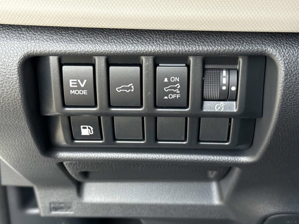 New 2025 Subaru Forester Limited image 43