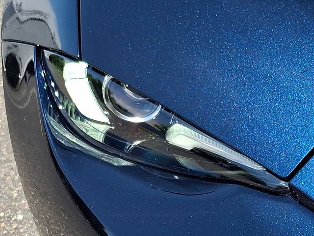 Used 2025 MAZDA MX-5 Miata Club w/ Weather Package RWD image 9