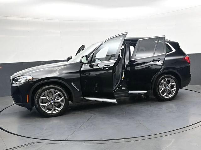 Used 2023 BMW X3 xDrive30i w/ Premium Package w/ZPA AWD/4WD image 42