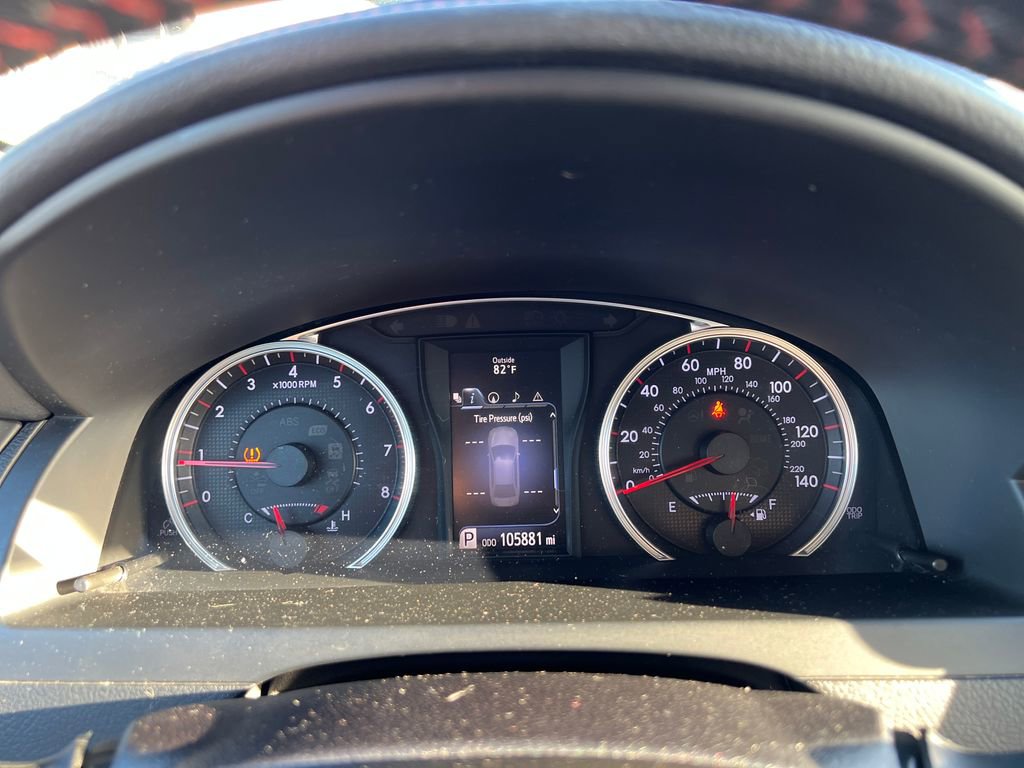 Used 2015 Toyota Camry SE FWD image 13