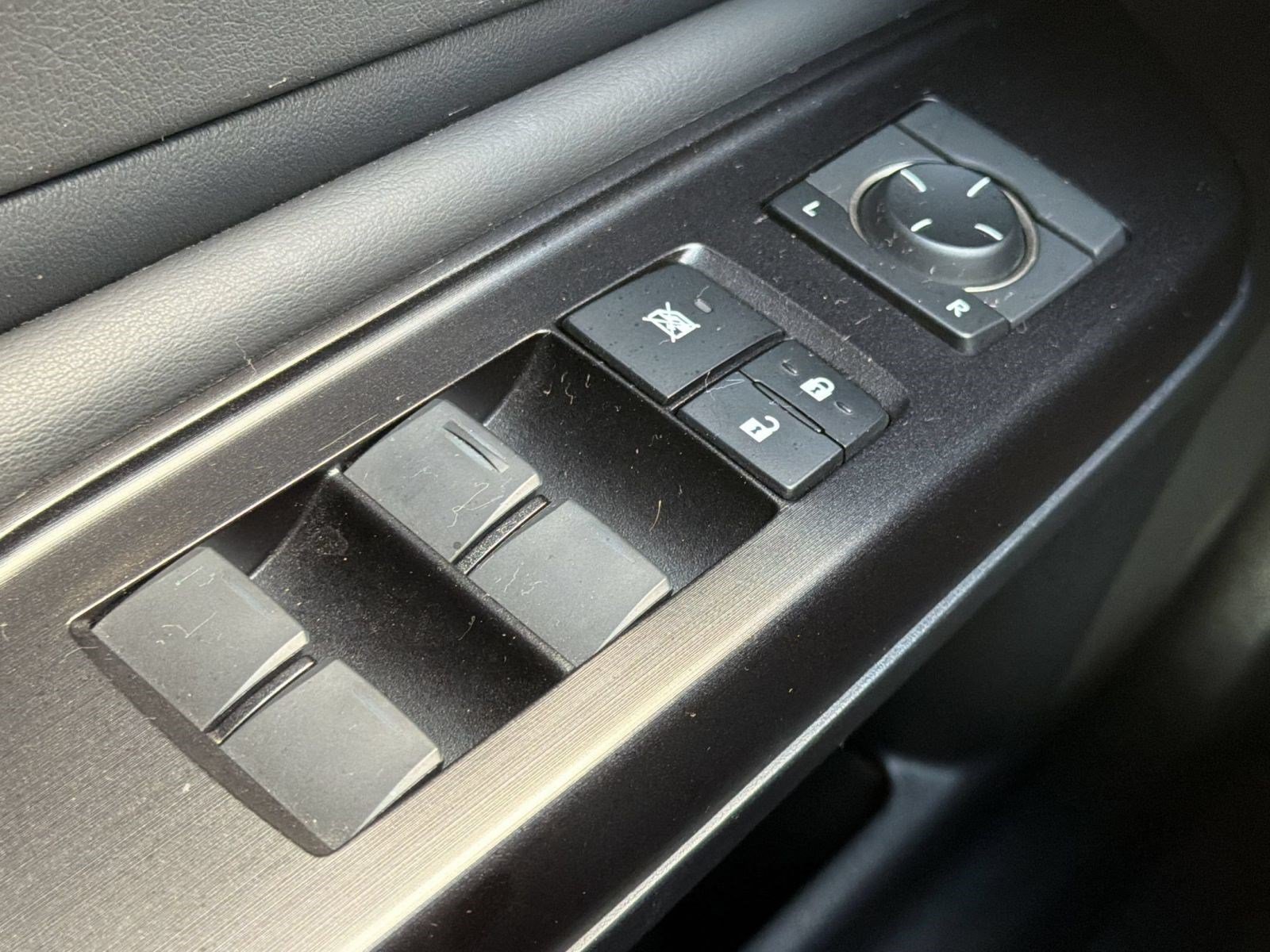 Used 2019 Lexus ES 300h w/ Premium Package FWD image 28