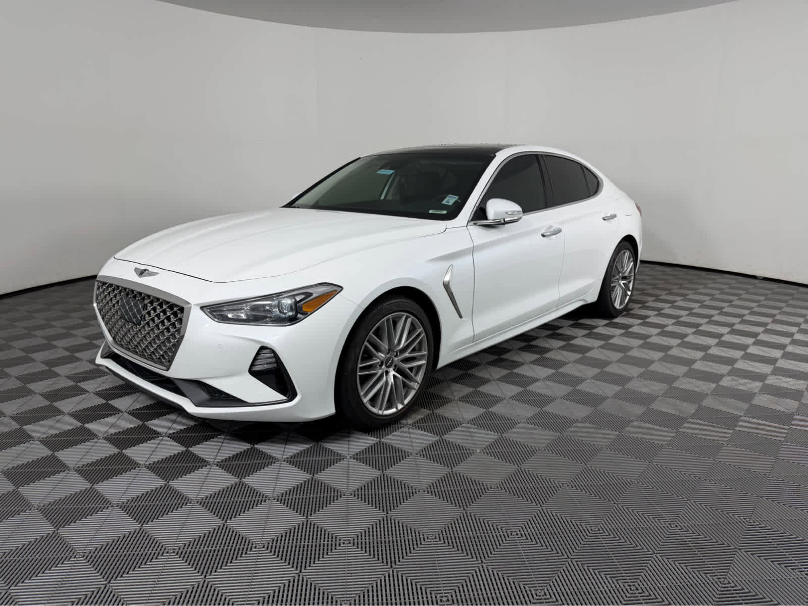 Used 2021 Genesis G70 2.0T w/ Elite Package image 7