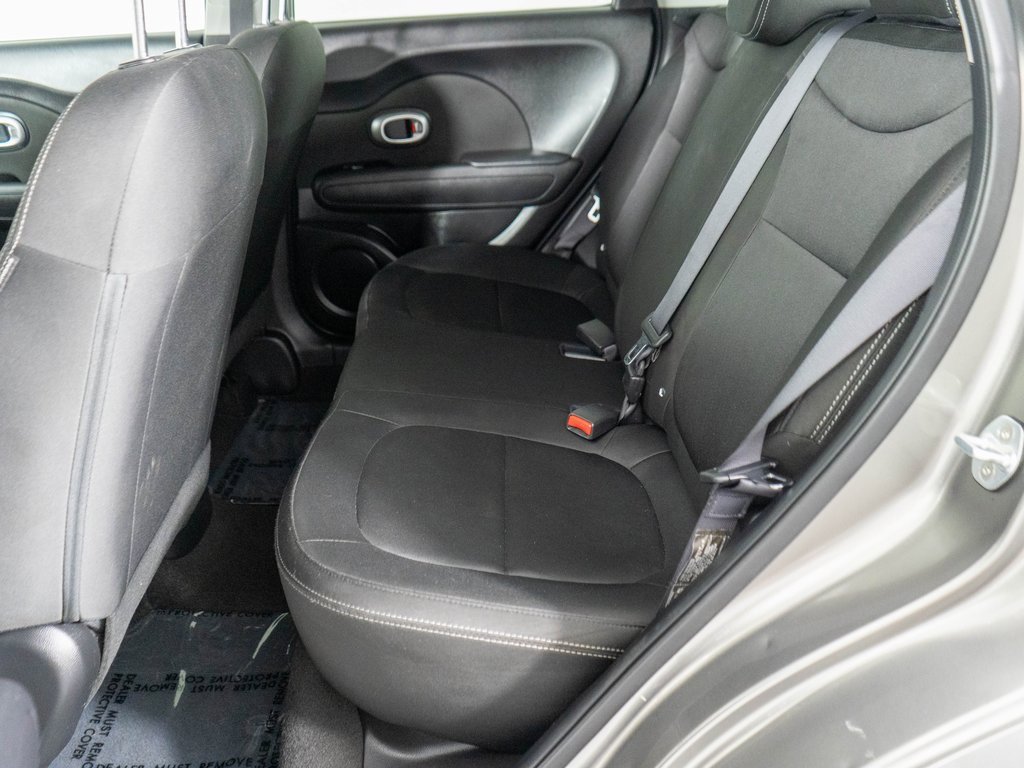 Used 2018 Kia Soul image 11