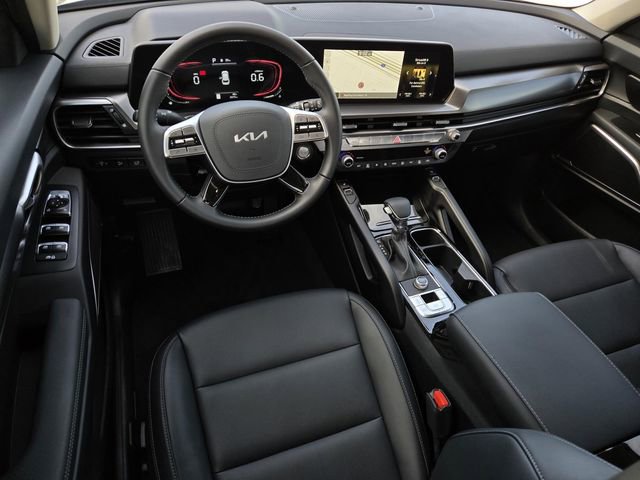 Certified 2025 Kia Telluride S image 19
