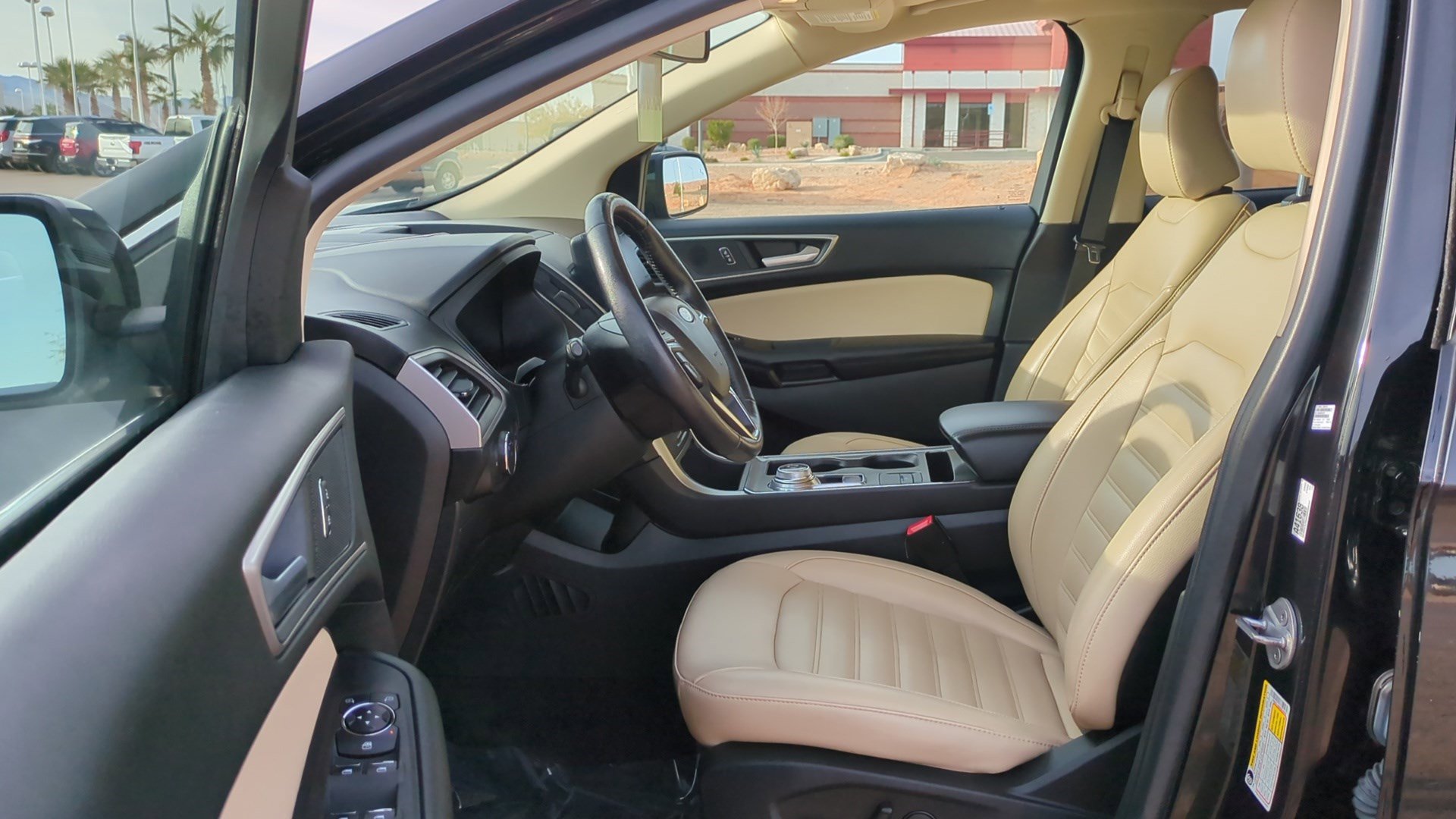 Used 2022 Ford Edge SEL w/ Convenience Package image 15