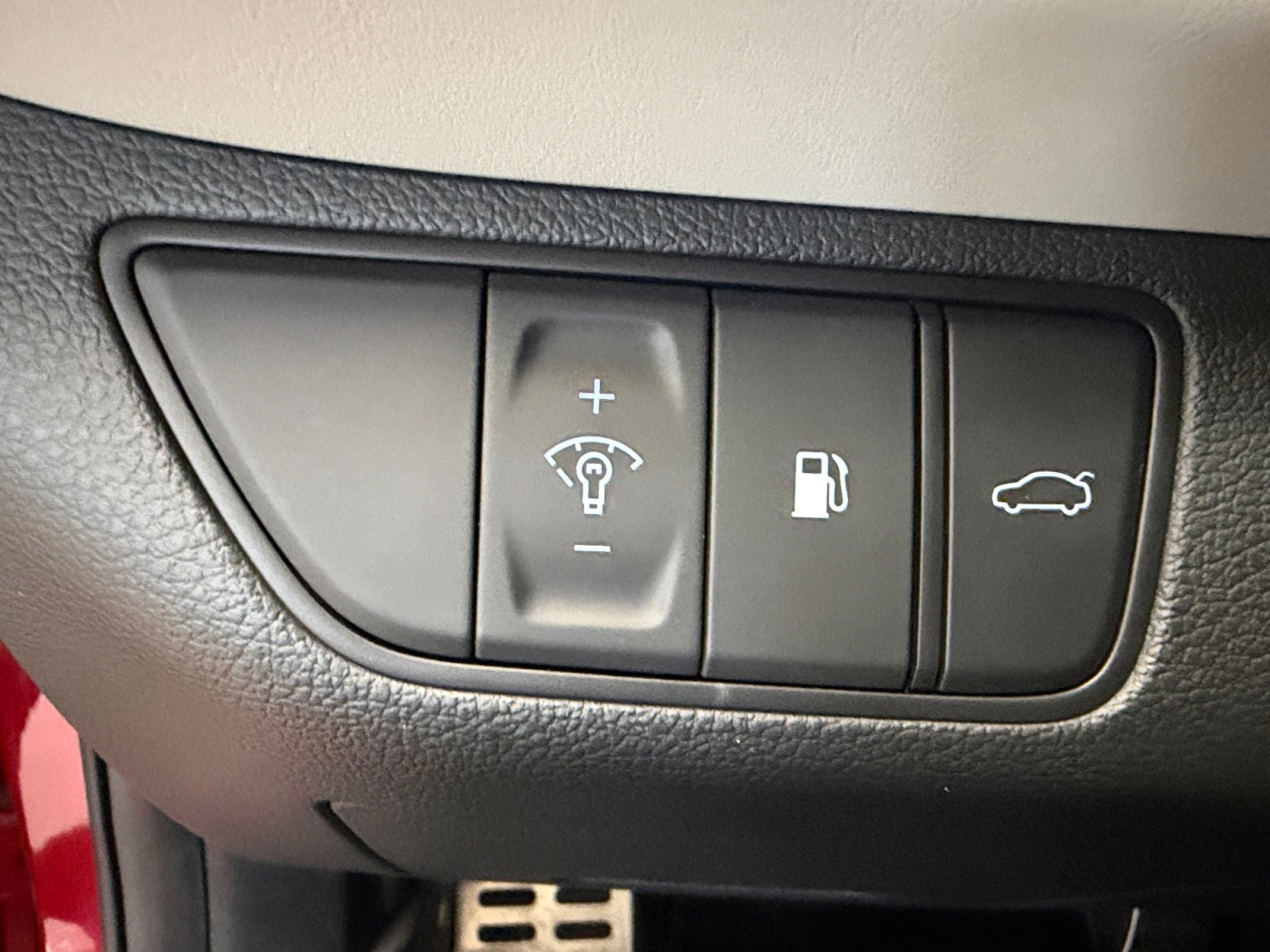 Used 2023 Genesis G70 2.0T w/ Sport Prestige Package image 28