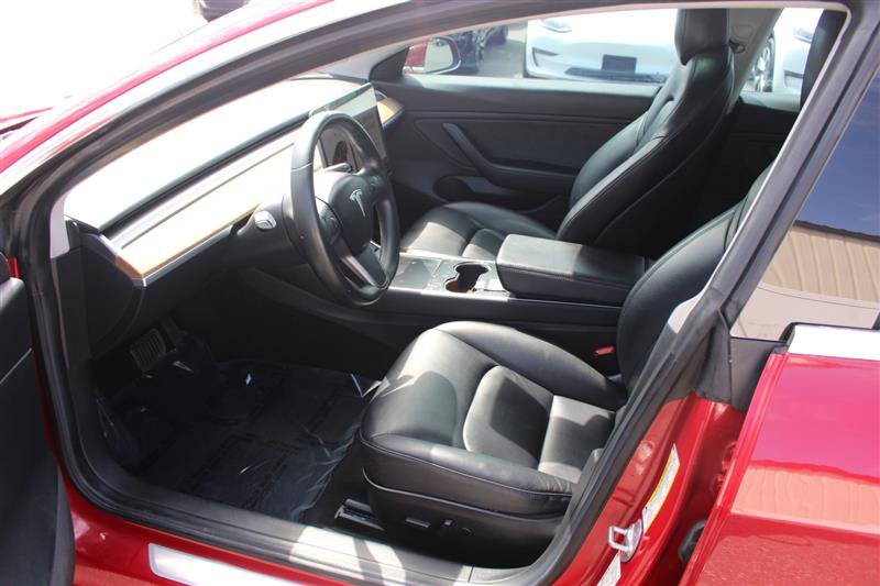 Used 2018 Tesla Model 3 Long Range image 10