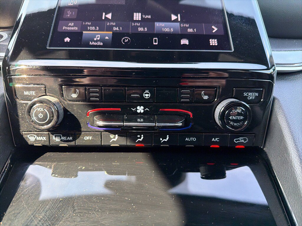 Used 2021 Jeep Grand Cherokee L Laredo AWD/4WD image 18