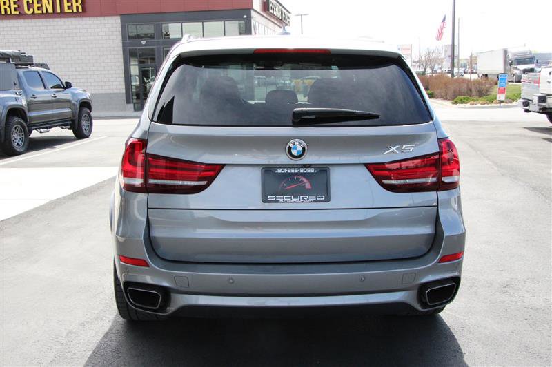 Used 2017 BMW X5 xDrive50i AWD/4WD image 8