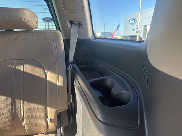 Used 2023 Ford Expedition Limited image 33