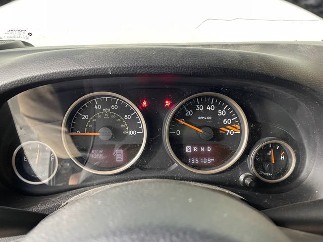 Used 2017 Jeep Wrangler Unlimited Sahara AWD/4WD image 5