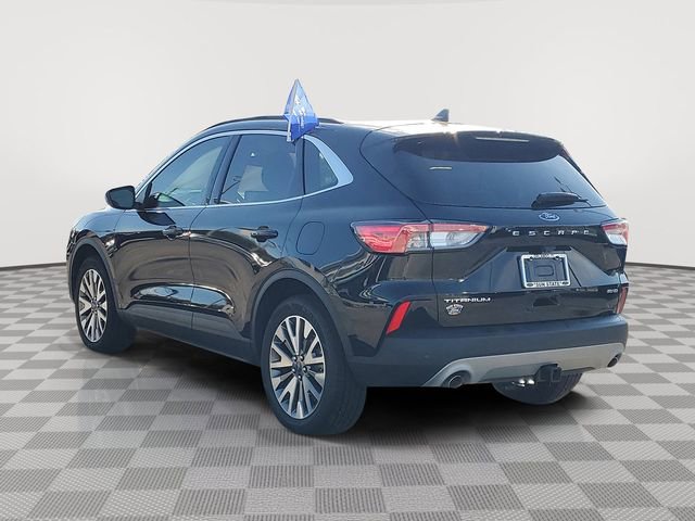 Certified 2022 Ford Escape Titanium w/ Class II Trailer Tow Package image 3