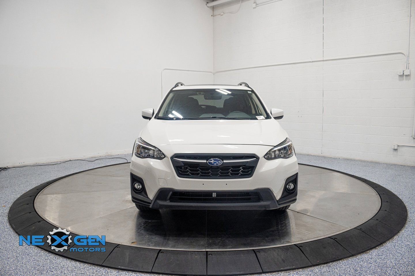Used 2020 Subaru Crosstrek 2.0i Premium w/ Moonroof Package 2 AWD/4WD image 2