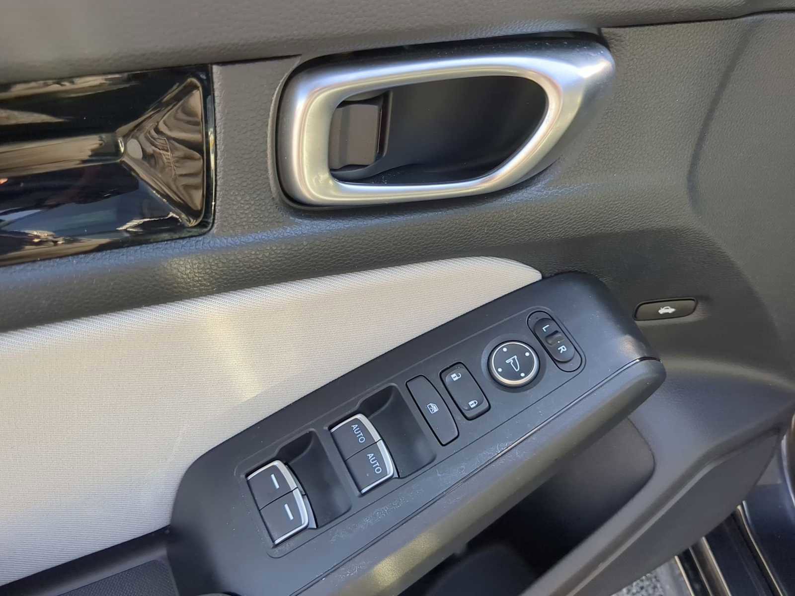 Used 2024 Honda Civic EX image 12