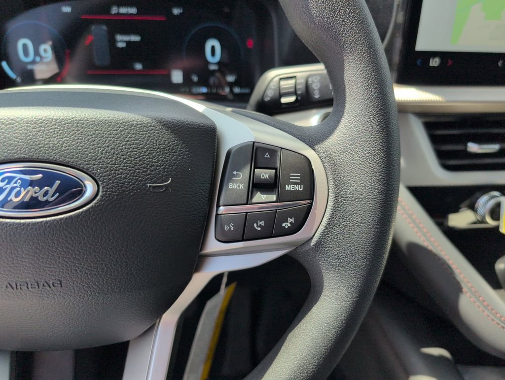 New 2026 Ford Explorer Active RWD image 33