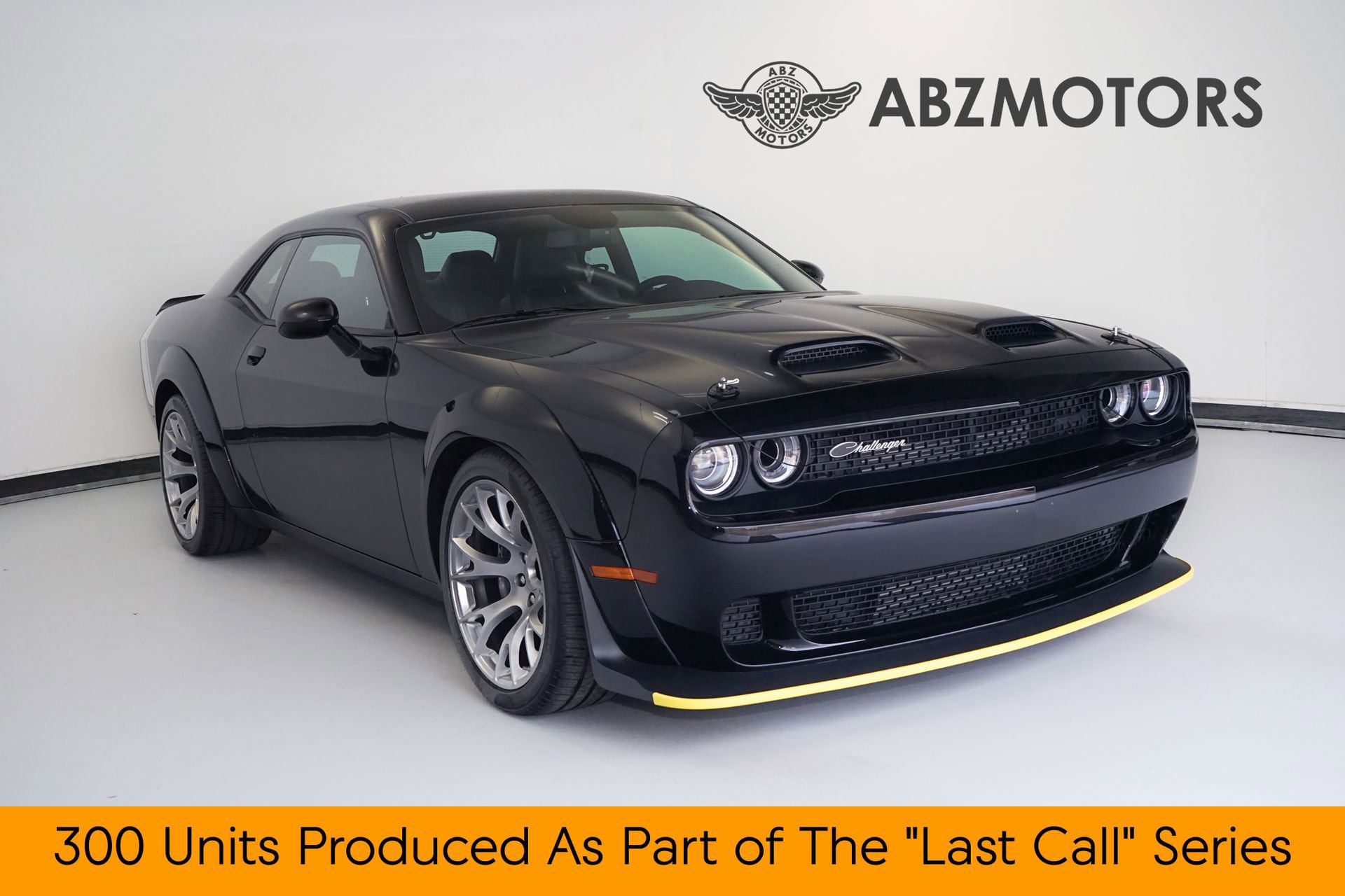 Used 2023 Dodge Challenger SRT Hellcat Redeye image 1